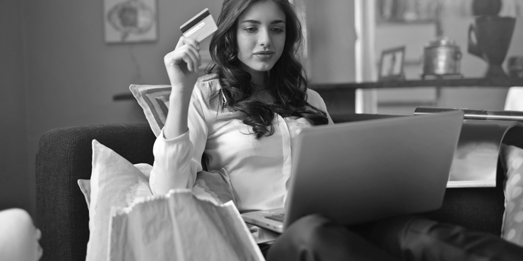 7 Tips to Protect Your Identity While Holiday Shopping Online