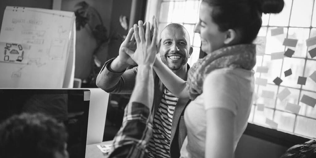 4 Ways to Express Gratitude Towards Your Coworkers