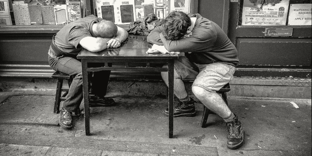 Improve Productivity and Well-Being with 15-Minute Naps